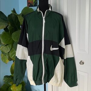 Vintage Nike XL Forest Green And White Windbreaker Jacket With Embroidered Logo